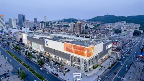 現(xiàn)代城市更新與教育設(shè)施融合——以?xún)|合城購(gòu)物中心、大連開(kāi)發(fā)區(qū)及廈門(mén)市仙岳小學(xué)為例